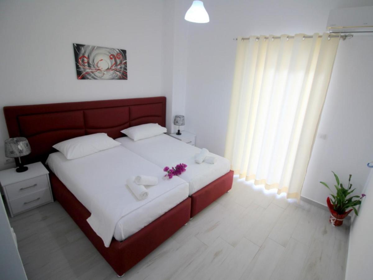 Hôtel Gusto Di Casa à Saranda Extérieur photo