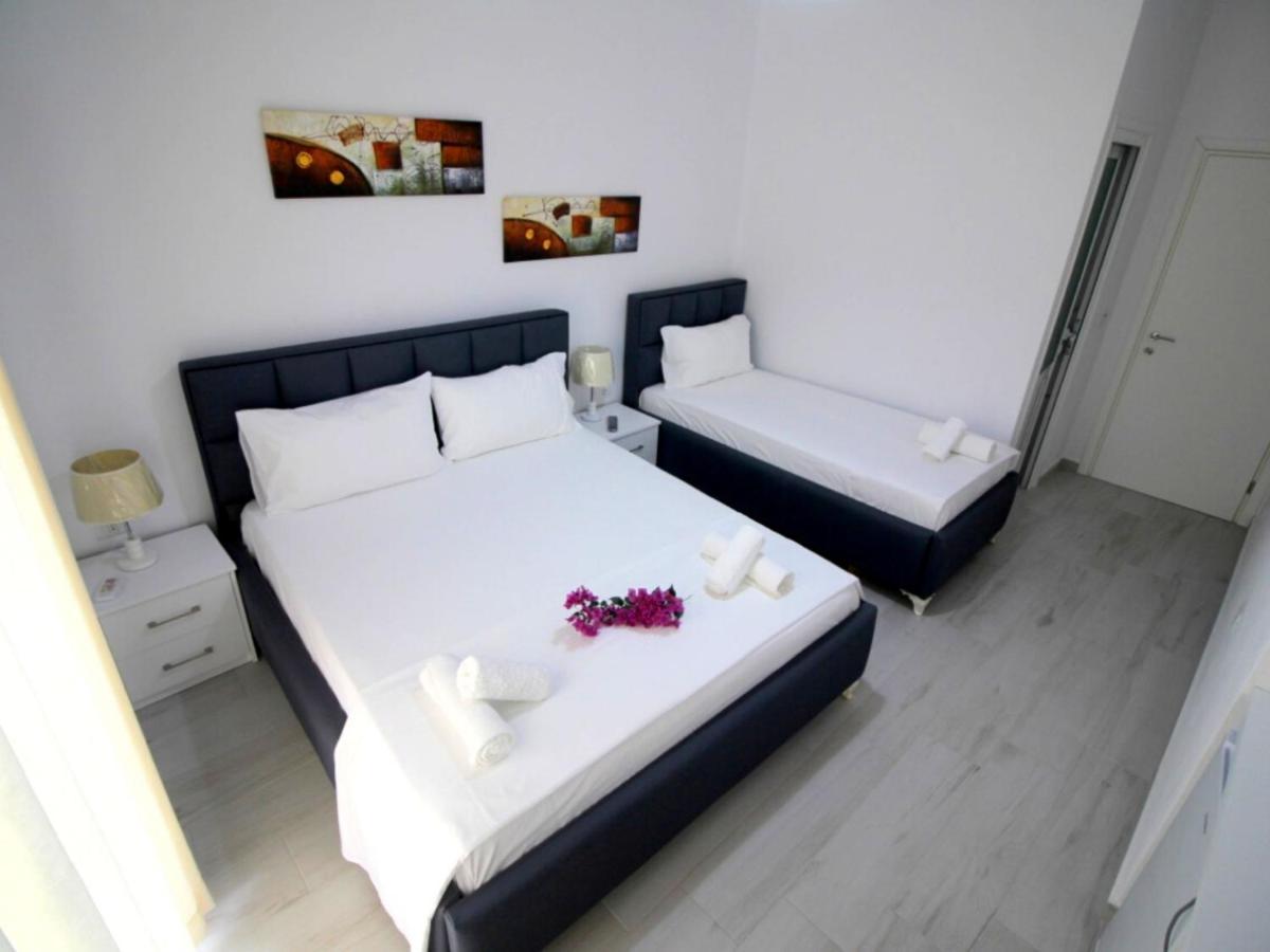Hôtel Gusto Di Casa à Saranda Extérieur photo