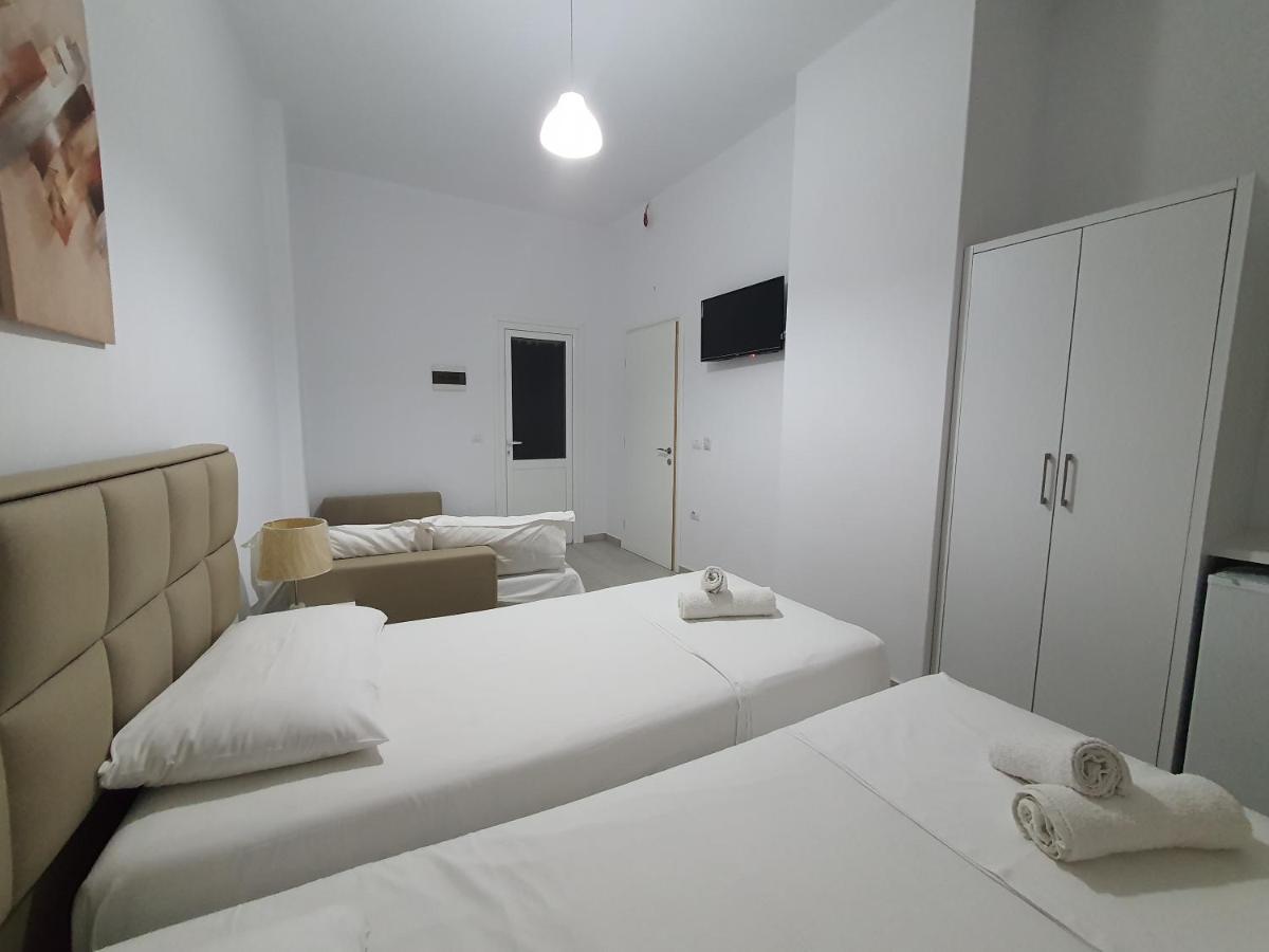 Hôtel Gusto Di Casa à Saranda Extérieur photo