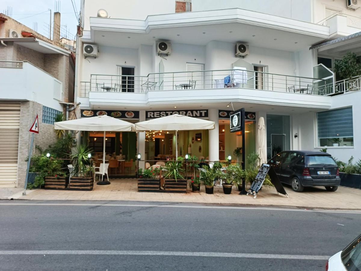 Hôtel Gusto Di Casa à Saranda Extérieur photo